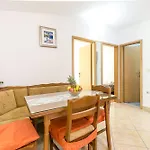 With Parking Space Kastel Stafilic, - 21948 Apartament *