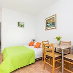 Apartament With Parking Space Kastel Stafilic, - 21948 Kaštela