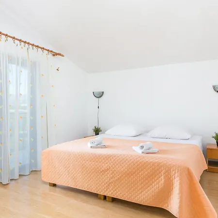 아파트 With Parking Space Kastel Stafilic, - 21948 Kaštela