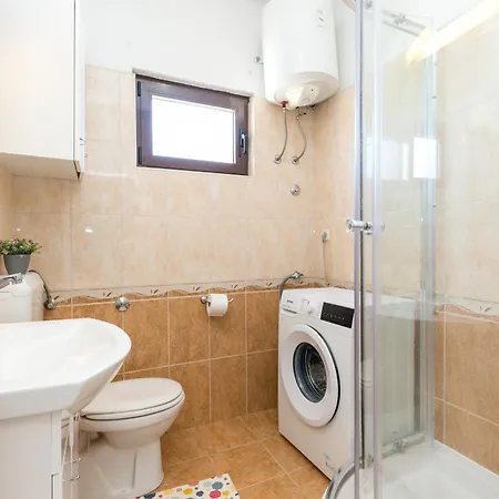 With Parking Space Kastel Stafilic, - 21948