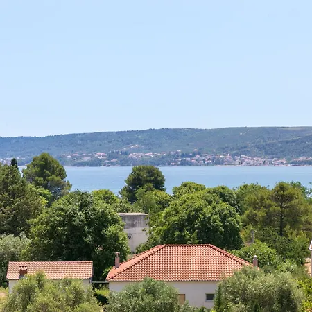 아파트 With Parking Space Kastel Stafilic, - 21948 *