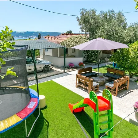 아파트 With Parking Space Kastel Stafilic, - 21948 Kaštela