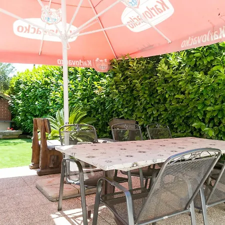 아파트 With Parking Space Kastel Stafilic, - 21948 *